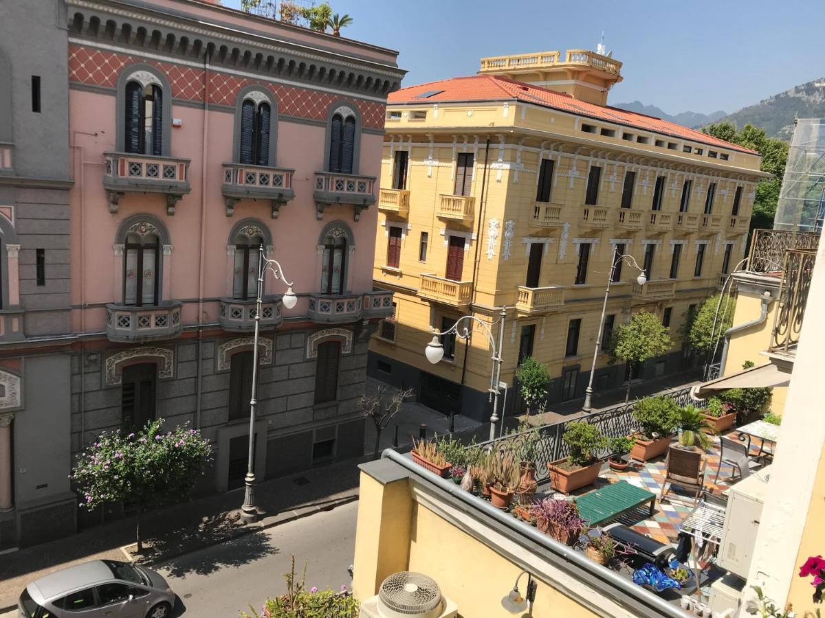 Salerno B&B In Centro Екстериор снимка