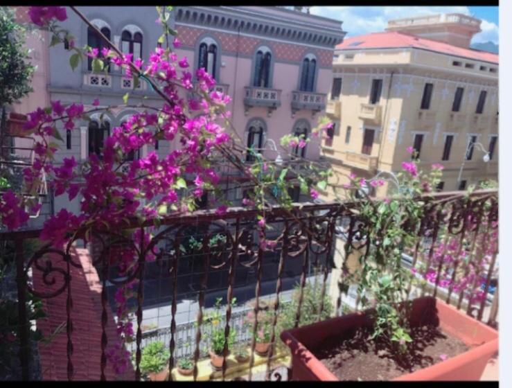 Salerno B&B In Centro Екстериор снимка
